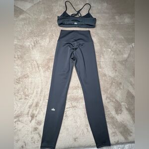 ALO Yoga gray High-Rise Performance Leggings and bra